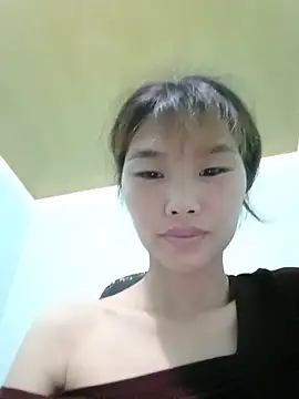 Snapshot of Lonalysexy chatting on 06/23/26, 02:48 Lonalysexy online show from 06/23/26, 02:48