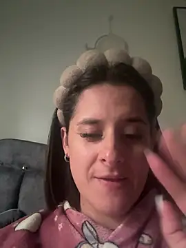 Alice milf  online show from 06/17/26, 10:32