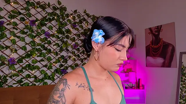 melody cute10 online show from 04/23/26, 01:24