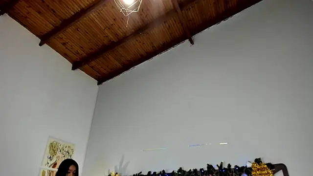 chantall smith online show from 12/13/24, 01:33