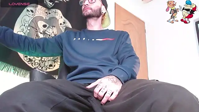 ren stipee online show from 10/25/25, 01:57