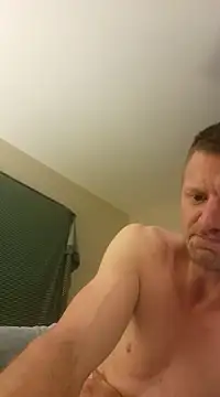 Snapshot of BigDDave6979 chatting on 03/10/25, 03:01 BigDDave6979 online show from 03/10/25, 03:01