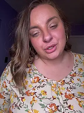 lairarose online show from 10/30/25, 01:40