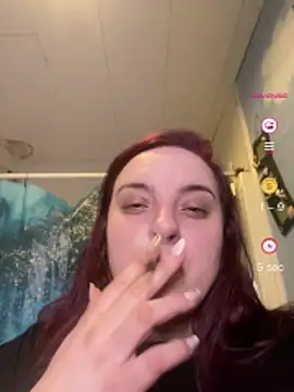 Snapshot of lairarose chatting on 04/24/26, 02:58 lairarose online show from 04/24/26, 02:58