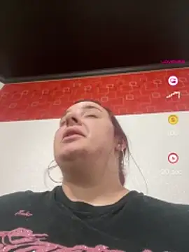 Snapshot of lairarose chatting on 04/24/26, 03:58 lairarose online show from 04/24/26, 03:58