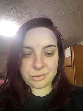 Snapshot of lairarose chatting on 04/26/26, 10:29 lairarose online show from 04/26/26, 10:29