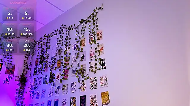 MiaBecky online show from 04/12/26, 05:34