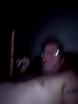 crazycam619 online show from 11/12/25, 04:57