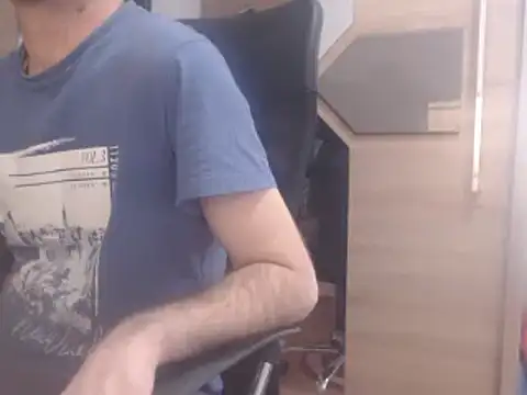 uncutguy01 online show from 02/12/25, 01:37
