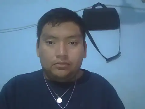 Snapshot of daniel4444Cu chatting on 04/21/26, 04:12 daniel4444Cu online show from 04/21/26, 04:12
