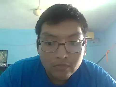 Snapshot of daniel4444Cu chatting on 05/26/26, 04:14 daniel4444Cu online show from 05/26/26, 04:14