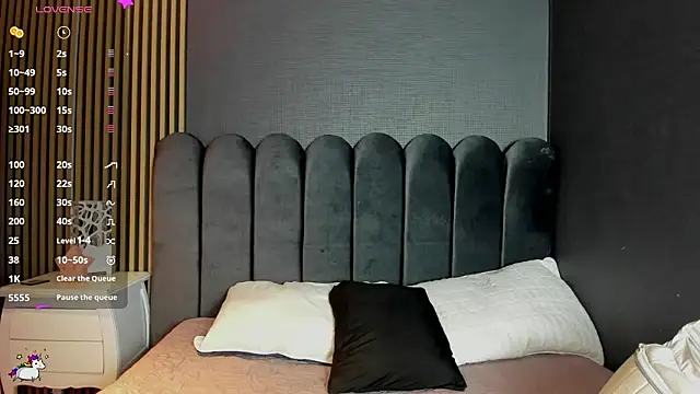 Nicolette ks  online show from 03/19/26, 06:17