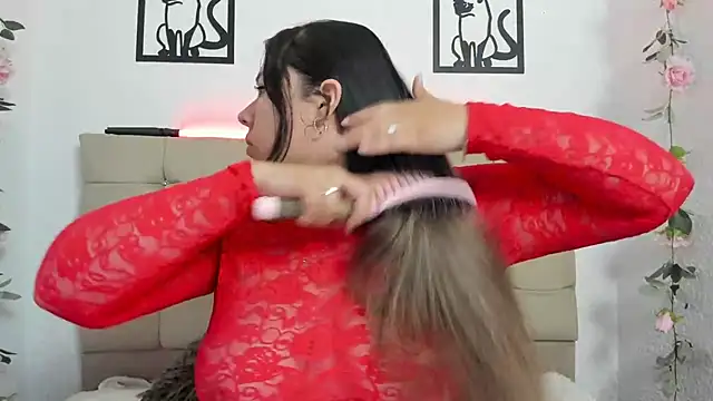 LinaBrowm online show from 04/15/26, 08:31