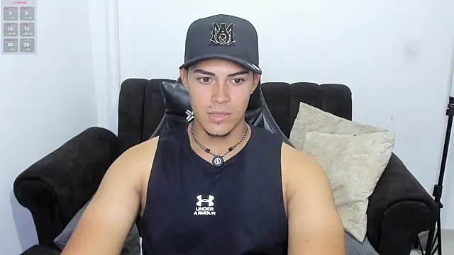 Snapshot of Iamdylan777 chatting on 07/19/26, 05:22 Iamdylan777 online show from 07/19/26, 05:22