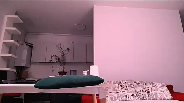 oxxxy    online show from 02/10/25, 05:03