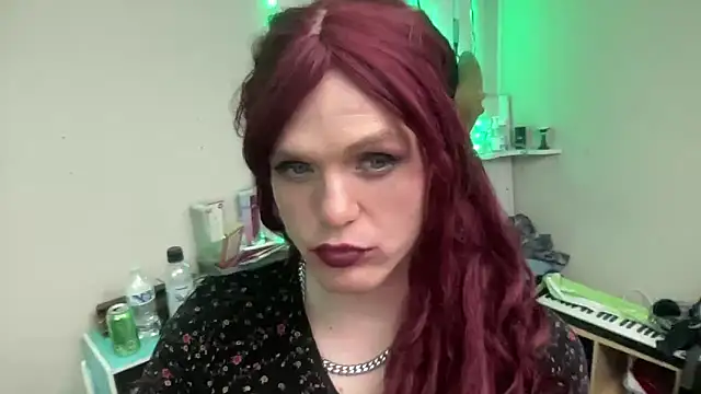 sum1betterthanmost online show from 12/20/25, 02:40