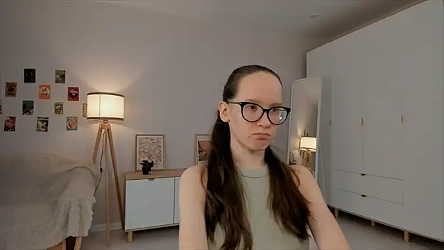 BettyBrowni online show from 03/17/25, 04:11