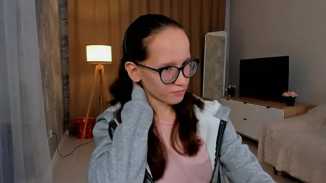 BettyBrowni online show from 09/16/25, 04:08