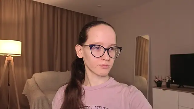 BettyBrowni online show from 04/26/26, 04:04