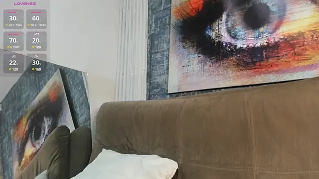 Paola  23 online show from 02/04/25, 12:22