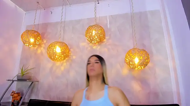 victoria aleia  online show from 03/17/25, 08:51