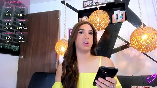 victoria aleia  online show from 01/10/26, 10:14