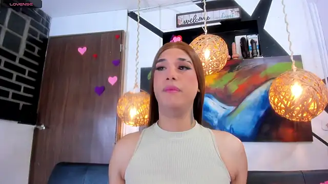 victoria aleia  online show from 04/25/26, 10:07