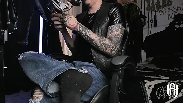 allanhurtss online show from 01/01/25, 04:39