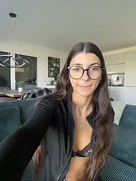 Wildberry  online show from 09/29/25, 07:35