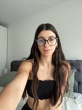 Wildberry  online show from 04/01/26, 02:58