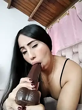 Emma Evelyn online show from 01/13/26, 08:14