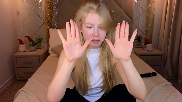 Sarra Cooper online show from 01/14/25, 07:17