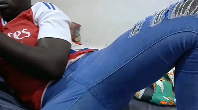 African sexxy  online show from 02/22/25, 06:52