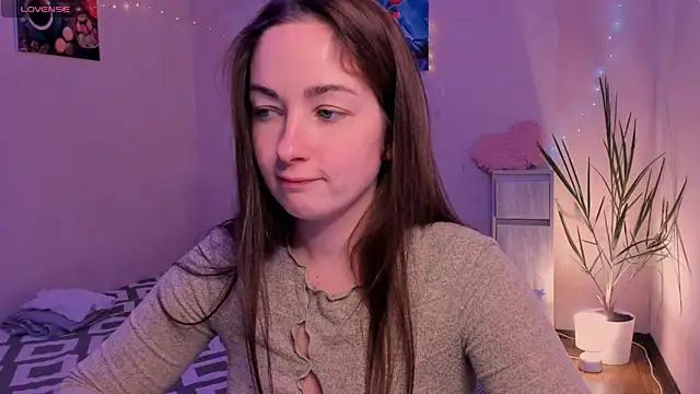 cClandesTina online show from 11/14/25, 03:22