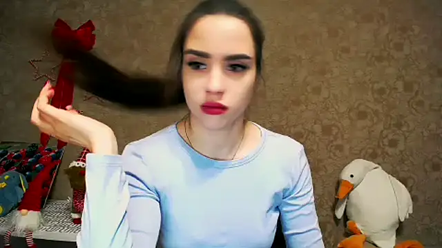 Snapshot of _your_fantasy_girl chatting on 12/27/24, 08:07 your fantasy girl online show from 12/27/24, 08:07