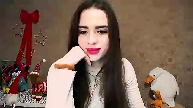 Snapshot of _your_fantasy_girl chatting on 12/29/24, 03:13 your fantasy girl online show from 12/29/24, 03:13