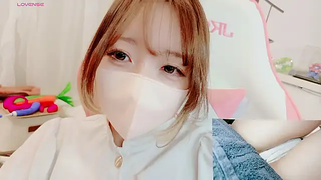 yuayua854 online show from 05/01/26, 07:24