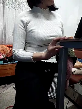 Haralushiaaa online show from 11/23/25, 03:23