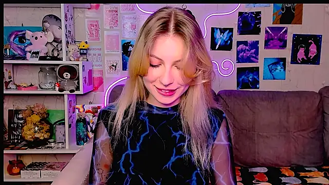 Maria Hunt online show from 12/11/24, 02:52