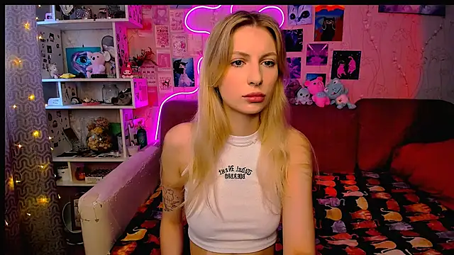 Maria Hunt online show from 01/23/25, 04:09