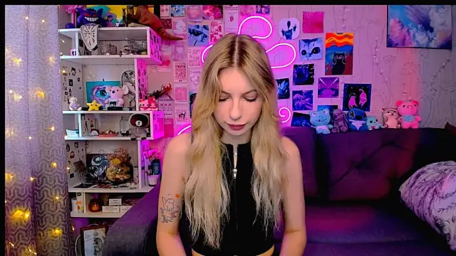 Maria Hunt online show from 02/08/25, 03:30