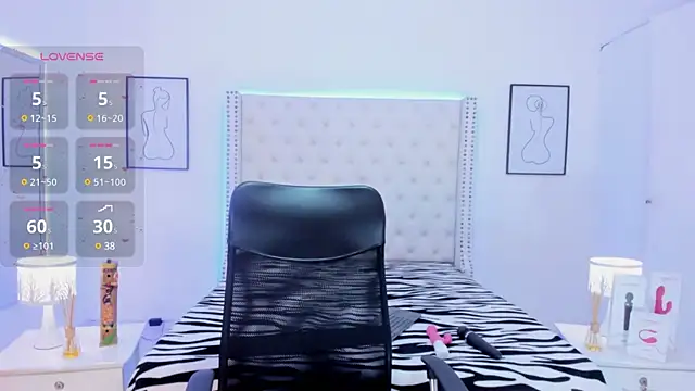 Coco Balenciaga  online show from 02/13/25, 12:11