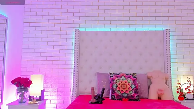 Coco Balenciaga  online show from 04/20/26, 11:57