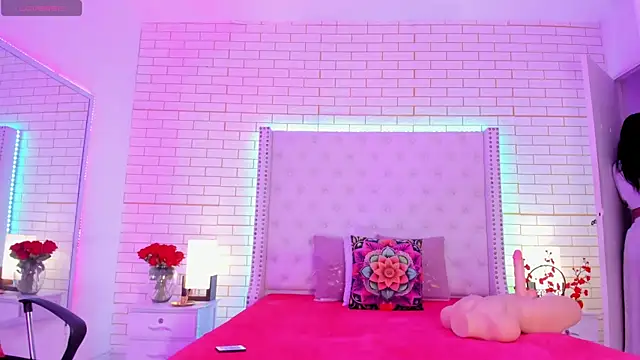 Coco Balenciaga  online show from 04/21/26, 11:27