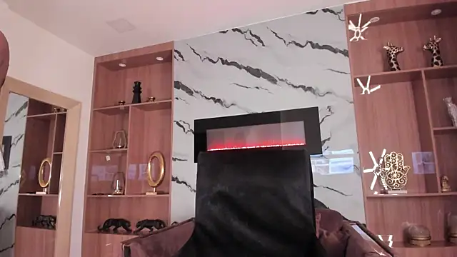 Snapshot of Vero_Lodge chatting on 12/04/24, 08:01 Vero Lodge online show from 12/04/24, 08:01