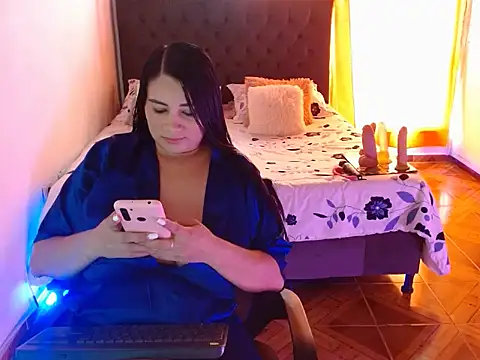 Kerly Lopez online show from 07/03/26, 07:31