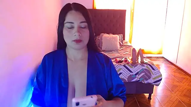 Kerly Lopez online show from 07/28/26, 09:14
