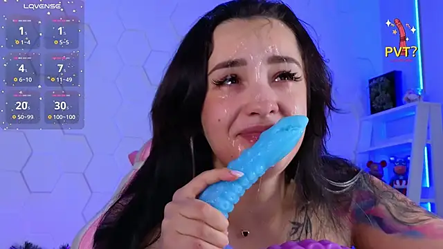 Snapshot of EvaCanton chatting on 01/20/25, 11:35 EvaCanton online show from 01/20/25, 11:35