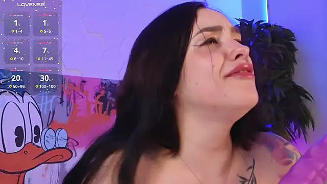 Snapshot of EvaCanton chatting on 02/27/25, 11:31 EvaCanton online show from 02/27/25, 11:31