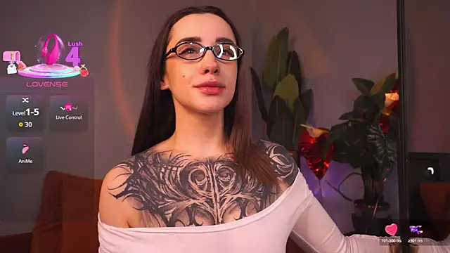 Snapshot of EvaCanton chatting on 03/04/26, 02:06 EvaCanton online show from 03/04/26, 02:06